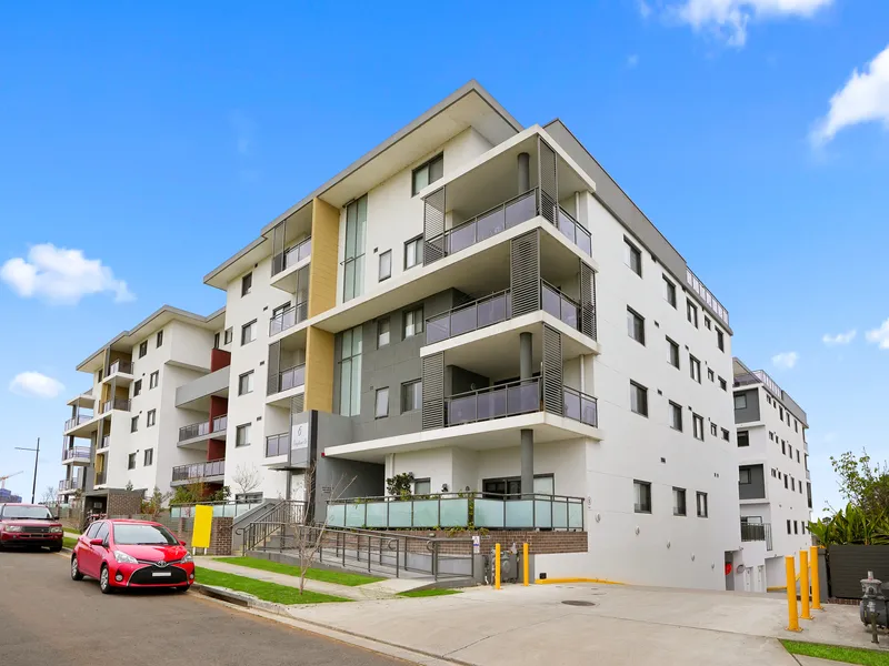 Near NEW apartment perfect for an investor or your new home!