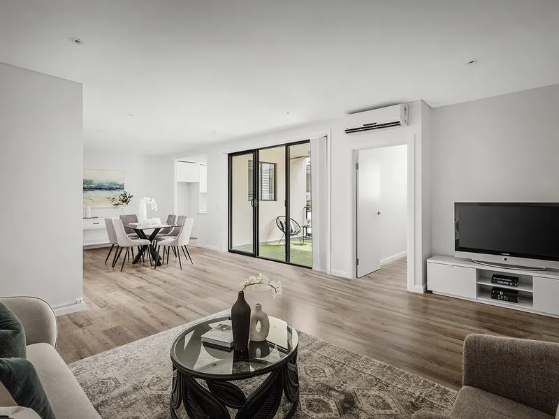Contemporary apartment within central location