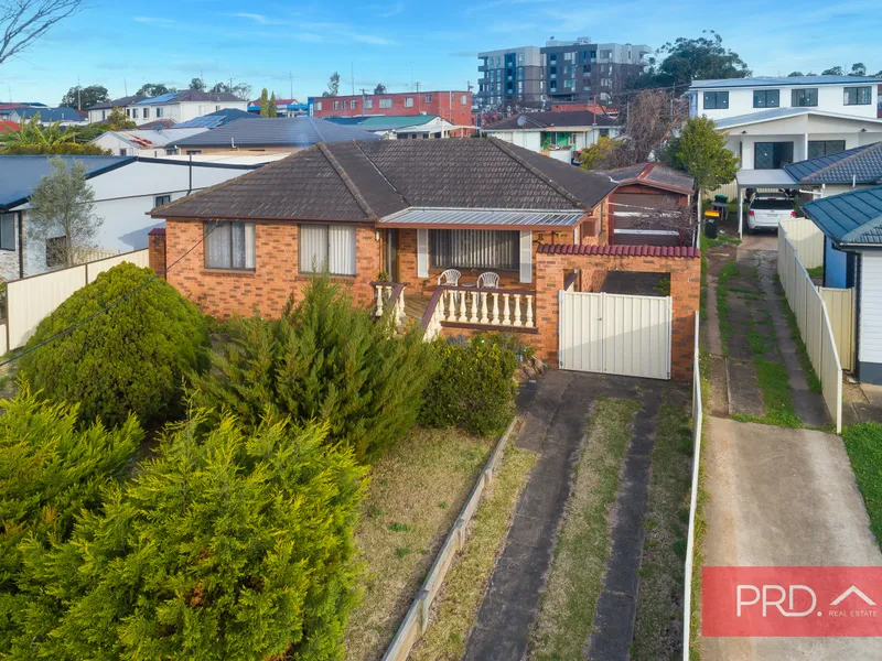 Lovely Brick Three Bedroom House on large Level Block in Lurnea