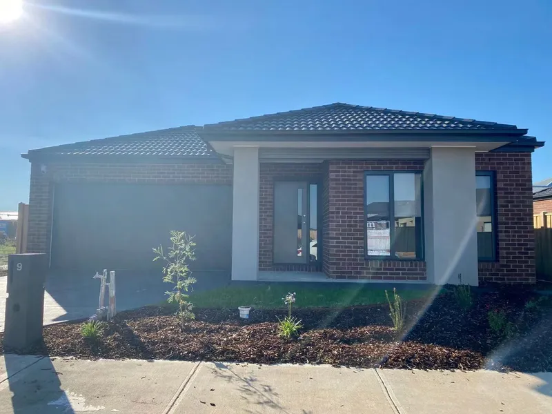 Newly Settled four-bedrooms Big House