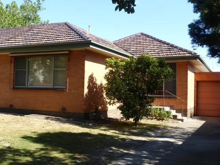 Immaculate two bedroom unit on Mont Albert Road