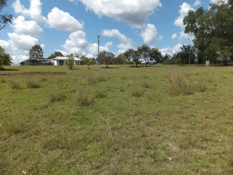 LAND NEVER GOES OUT OF STYLE