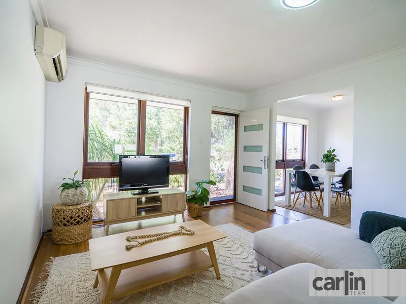 Peacefully Located In A Popular Location