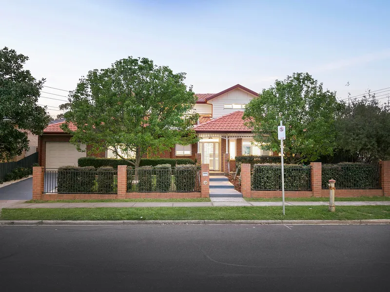 Versatile and spacious floorplan in lifestyle locale