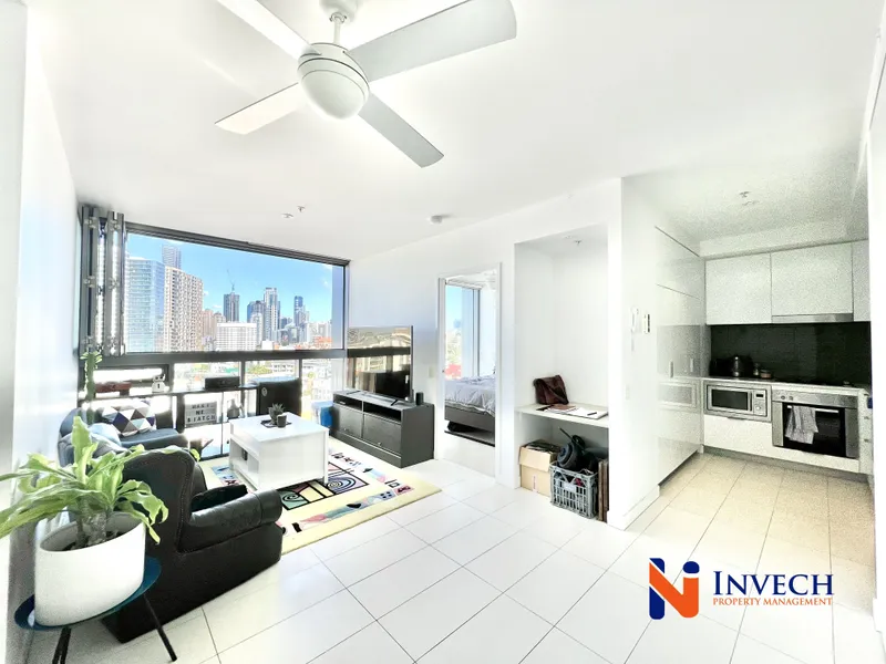 Great Location, Modern Layout, Sensational city view - This Apartment has it all!