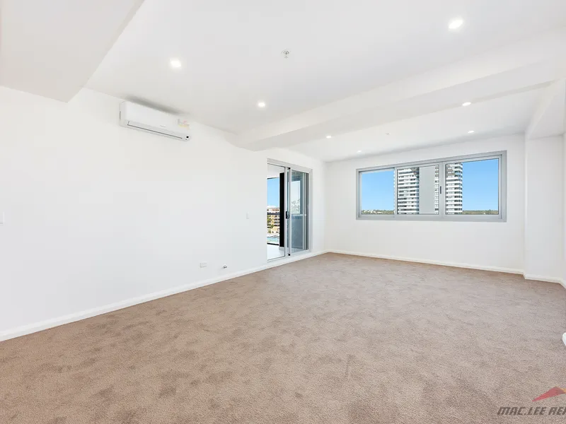 Brand New Living Style with Blue Mountain panoramic views
