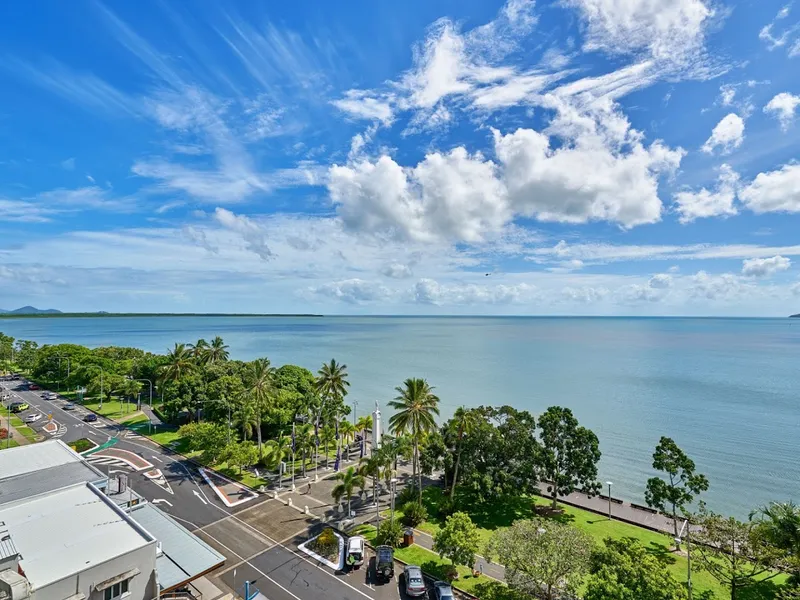 Great City Position - Incredible Views