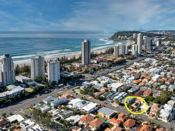 Burleigh Beach Lifestyle Town Home