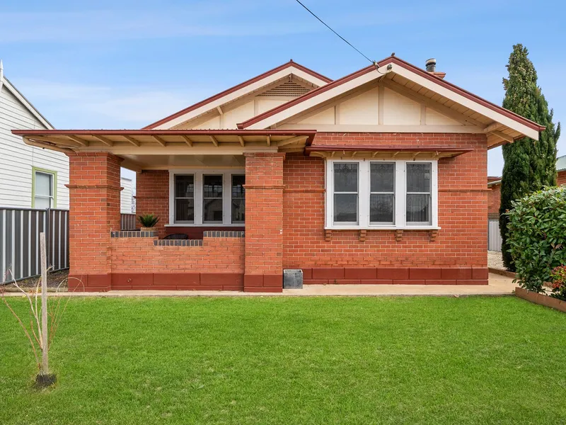 Traditional, character rich home in a superb location, minutes to CBD