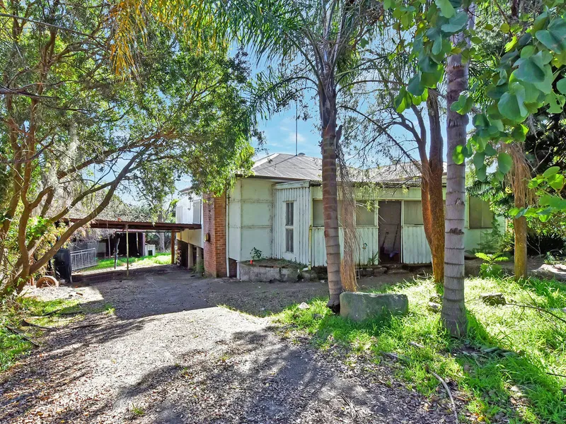 Endless Opportunity - Knock Down or Renovate