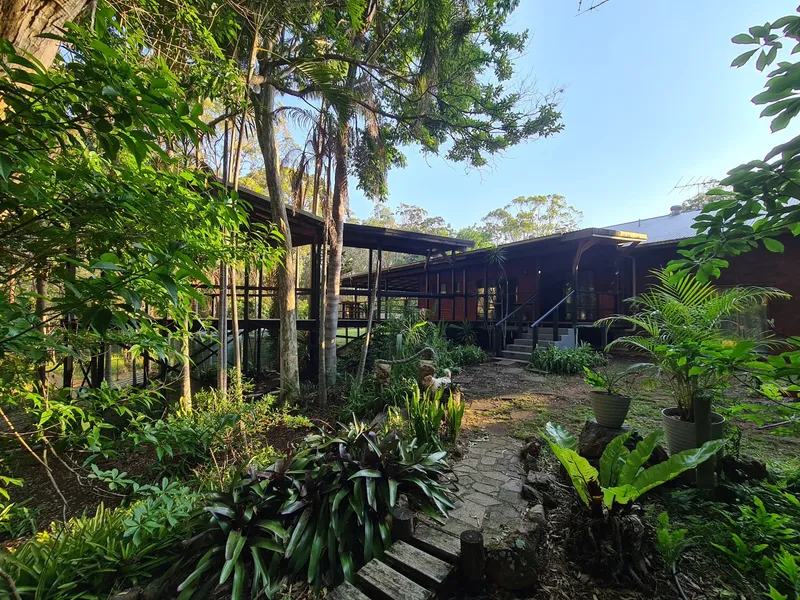 RARE OPPORTUNITY to buy acreage property bordering two sides of Brisbane City Council's precious Wildlife and Koala Reserve.