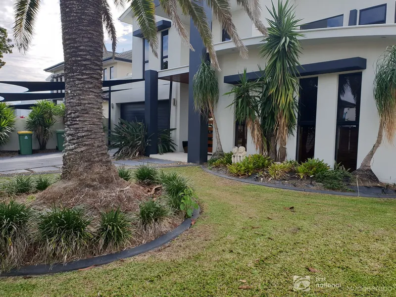 Executive private waterfront home