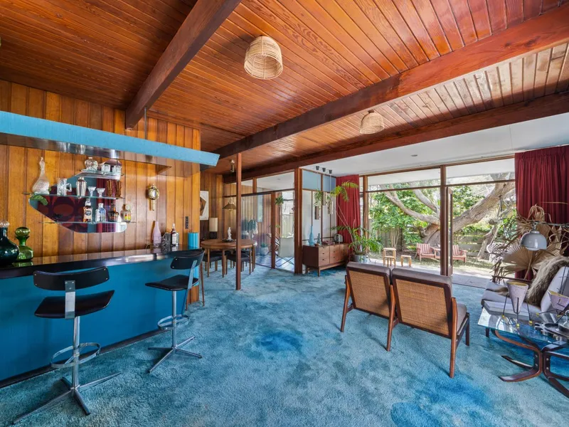 Mid-Century Modern design - intact original offered&nbsp;for the first time