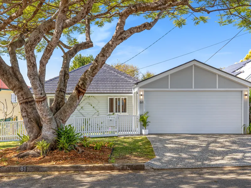 Stunning Contemporary renovation on the Wavell Heights border!