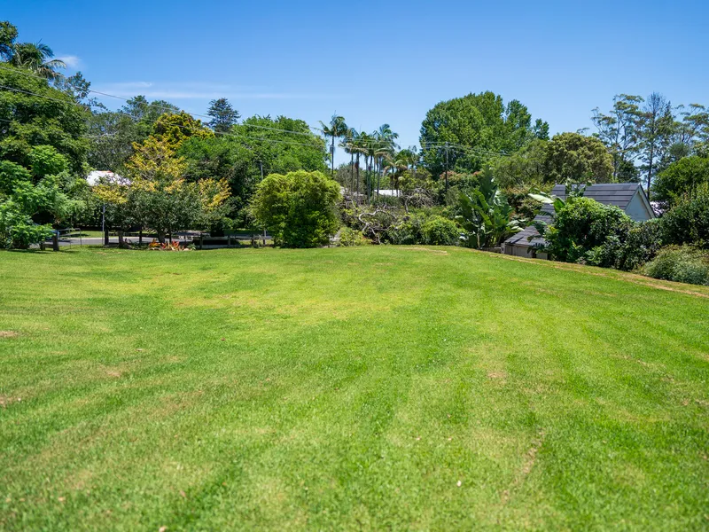 Rare, Flat, Coastal-View Land in Heart of Olde Eagle Heights