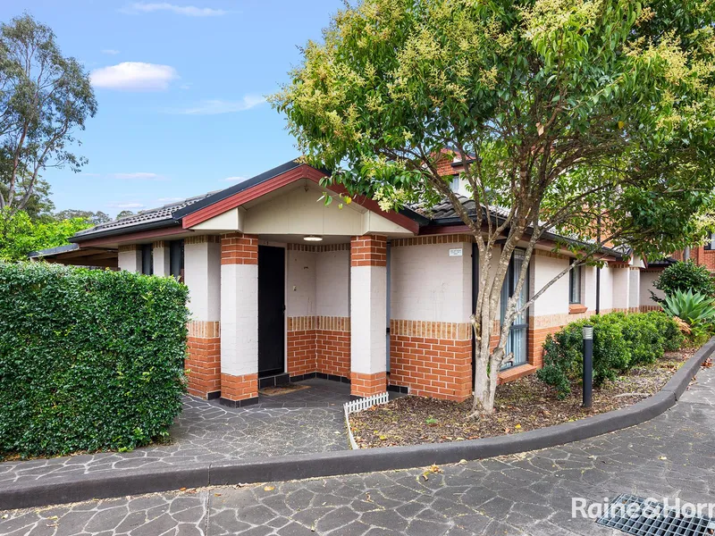 Beautiful Townhouse in Central location in Ingleburn