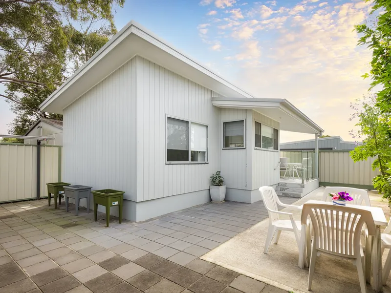 Brand new one bedroom villa home with off street parking. Water & power bills included in rent!