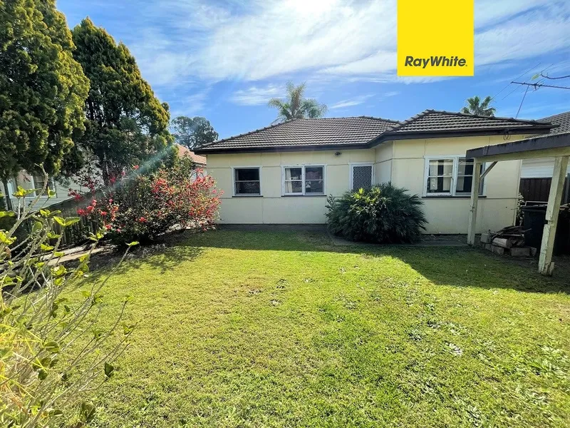 COSY THREE BEDROOM HOME
