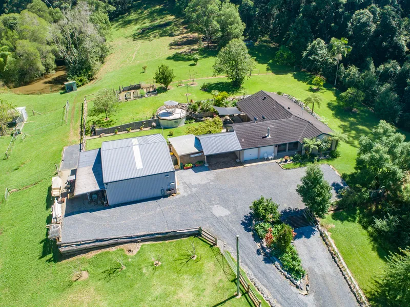 Coramba village acreage with dam...