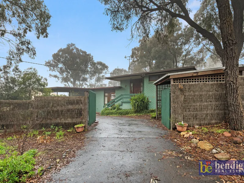 QUIRKY HOME IN QUARRY HILL