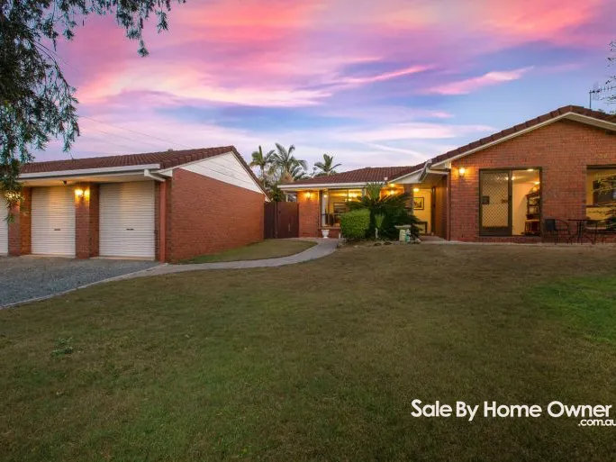 Gold Coast Acreage - 4 Bedroom Home with Pool and Large 4 Bay Garage.