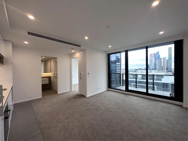 Brand New 1 Bedroom Apartment: Your Perfect Urban Retreat!
