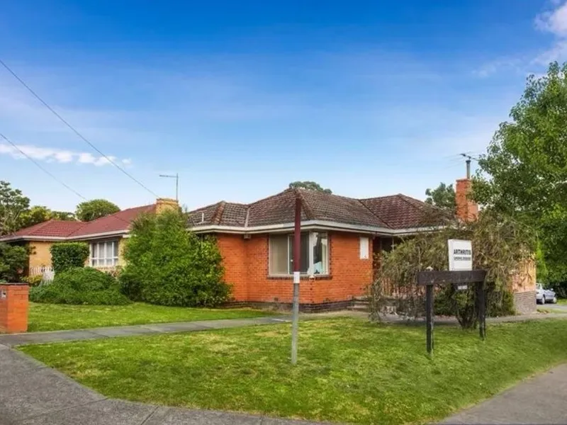 Newly Renovated 4Bedroom Home and Opportunity For Business, Redevelopment or Investors (STCA)