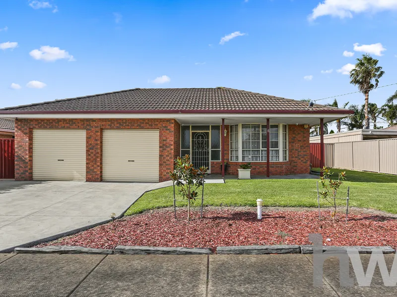Impressive 3 bedroom home in quiet pocket of St Albans Park.
