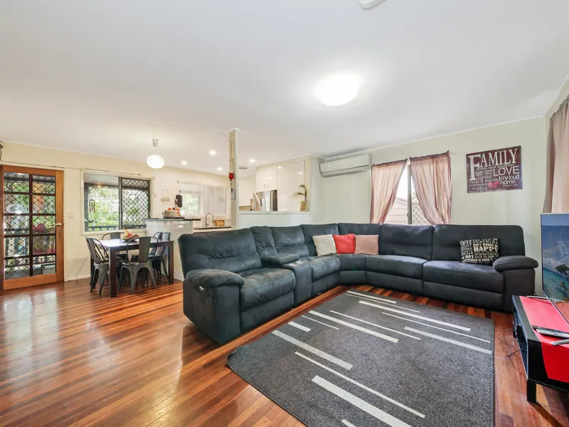 MODERN DUAL LIVING HOME WITH POOL!