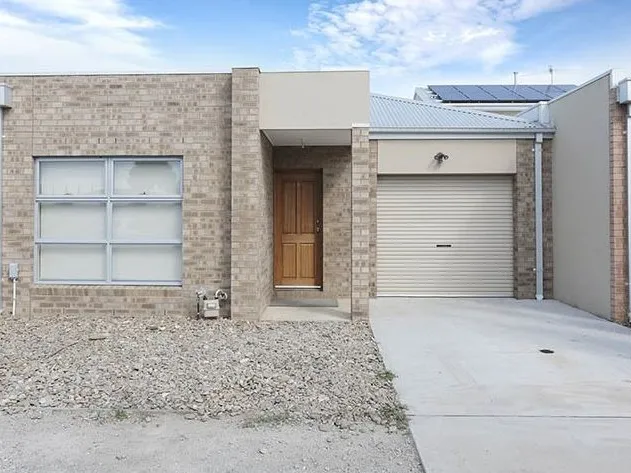 Modern & Low Maintenance