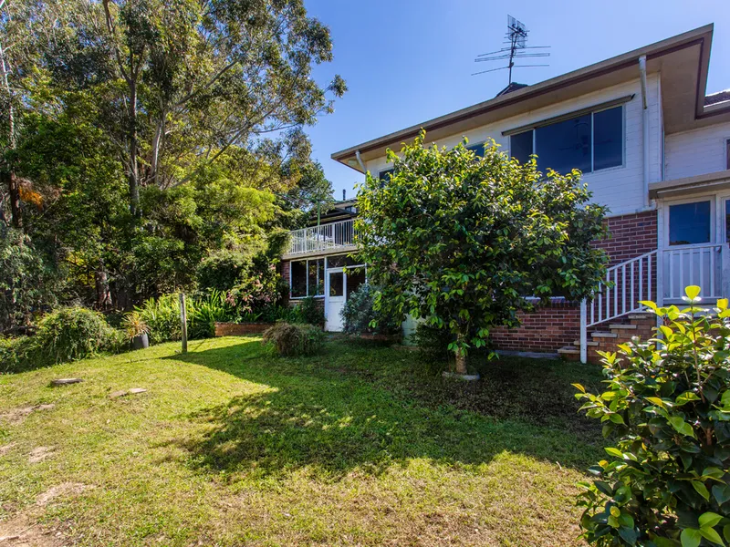 Signature property in a private, peaceful position