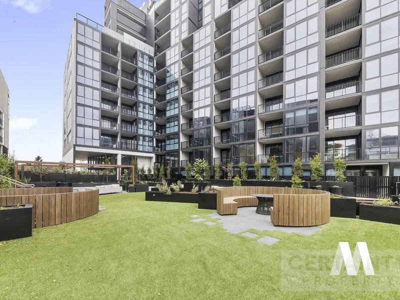 Magnificent two bedroom apartment in prime position!