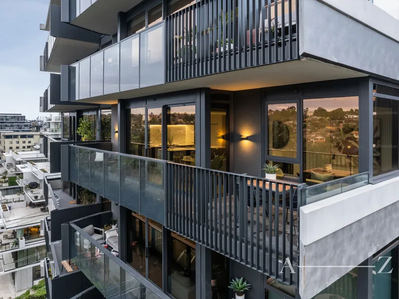 Panoramic Yarra-side views perfect for spectacular entertaining