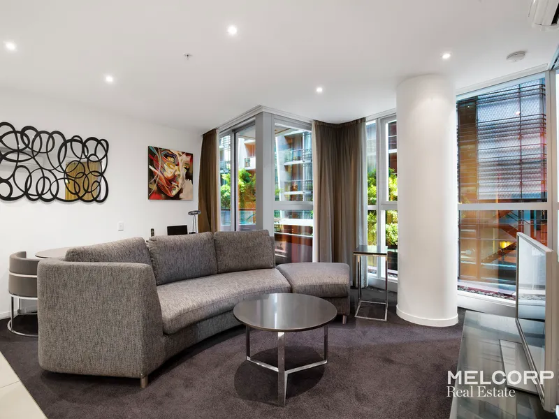 Modern living in the Sebel Melbourne Docklands!