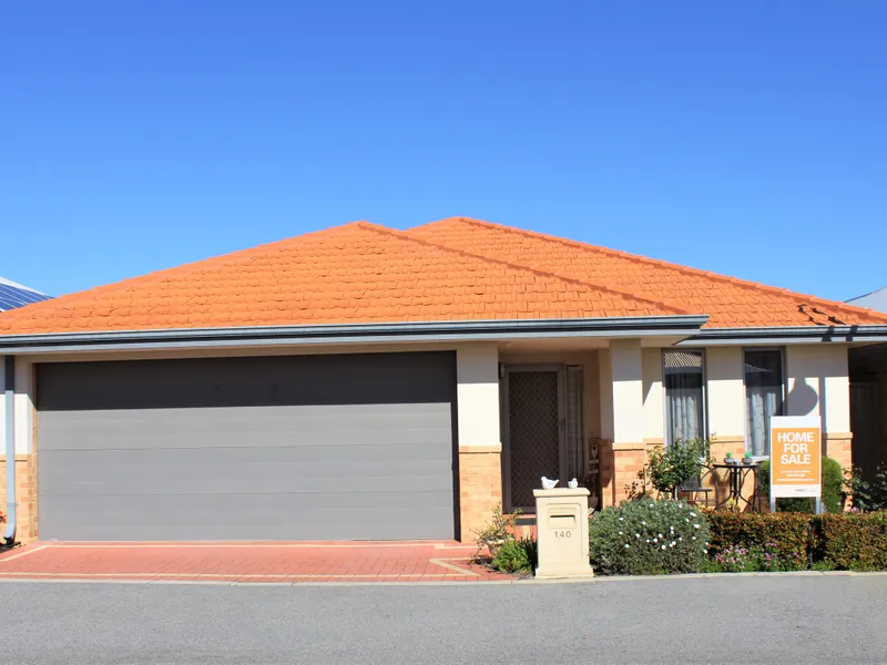 Lattitude Lakelands Resort Living