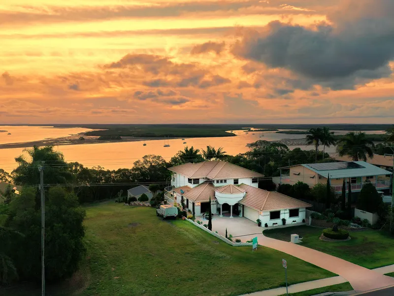 Opulent River Front Living