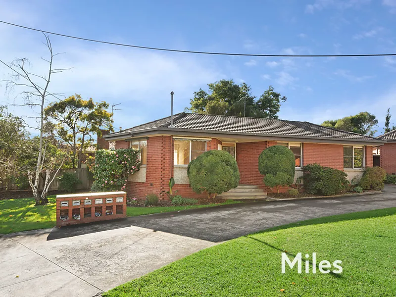 LARGE VILLA UNIT IN PRIME LOCATION