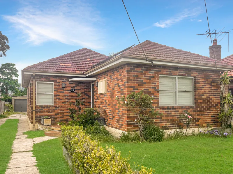 SUNNY INTERIORS & TASTEFULLE UPDATED