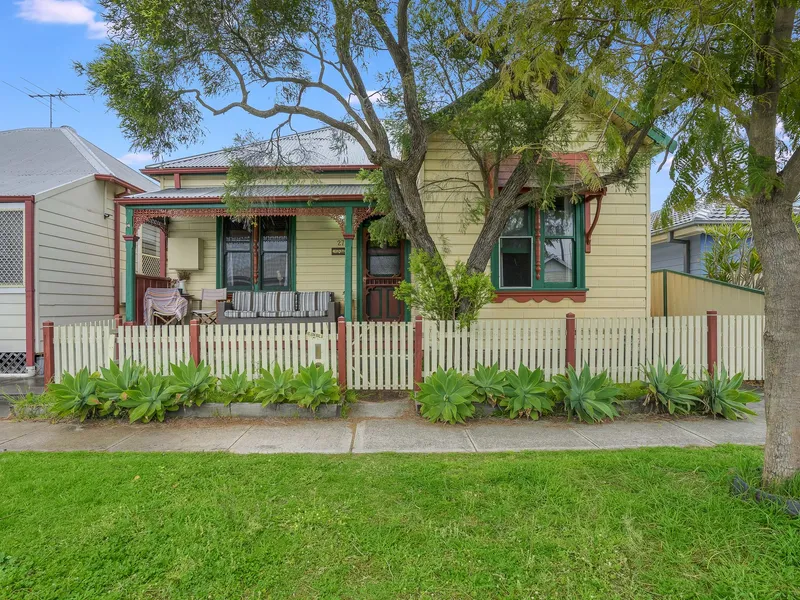 Charm and Character with Beaumont Street on the Doorstep
