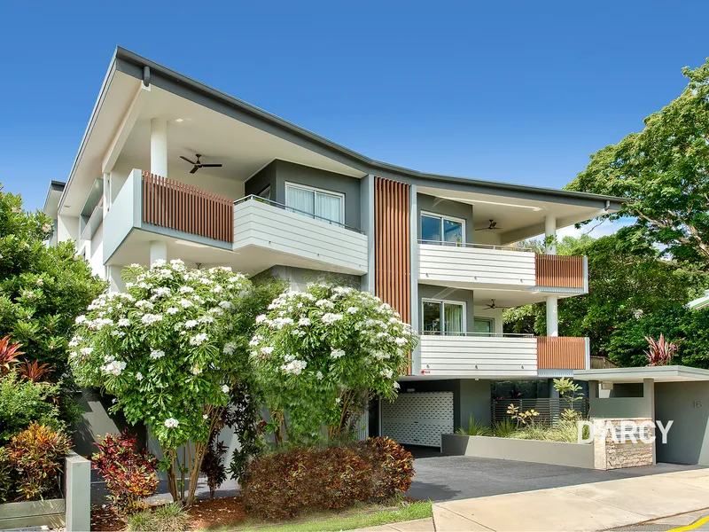 Executive Top Floor Unit