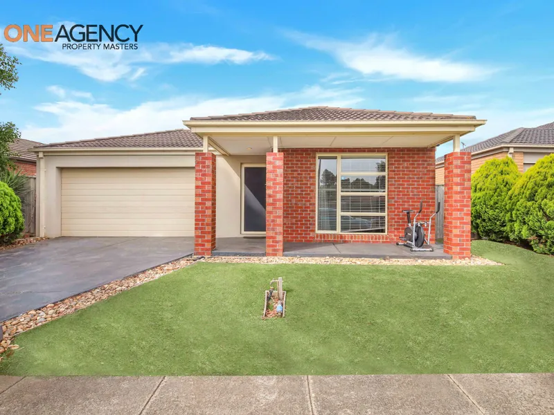 Perfect Location Modern Family Home located at Tarneit!!