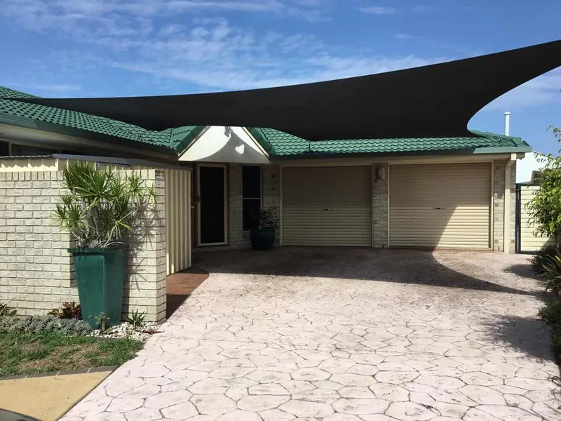 Dual Living- Wheel Chair Friendly-   Electricity Included 