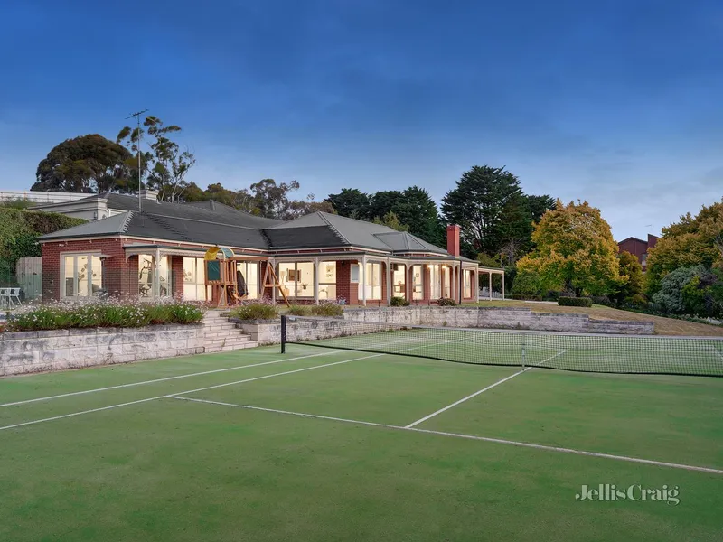 Luxurious lifestyle, exclusive setting