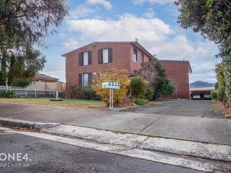 Water view apartment