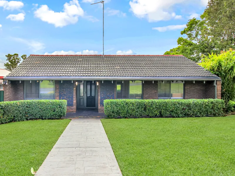 Huge Corner Block Family Home with Pool!