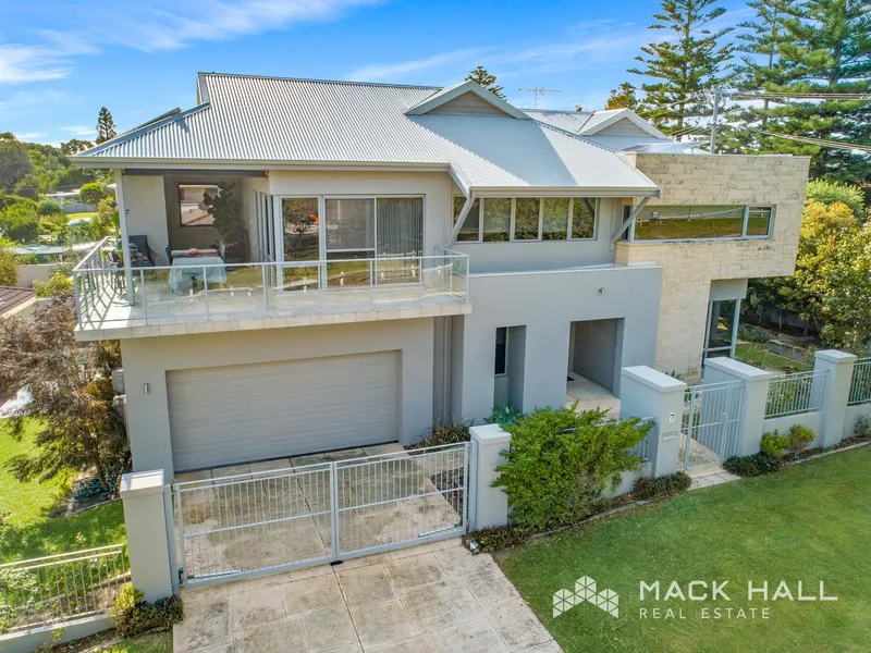 Luxe two-storey family home a short walk from the beach