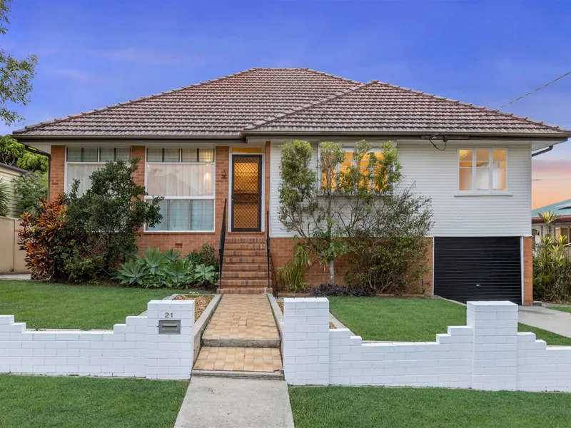 Spacious one-level home on 607m2