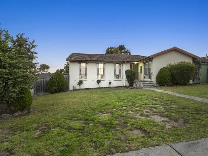 Updated Family Home Close To All Amenities