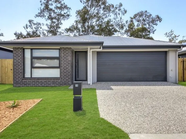 Perfectly Positioned in Pimpama!