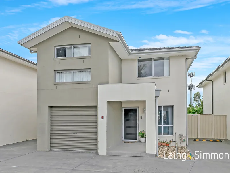 Freestanding townhouse welcomes a bright north-to-rear aspect
